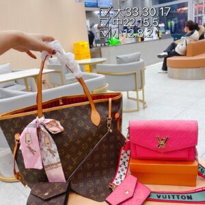 wsxc1773627078408_0 Louis Vuitton 3pcs Set