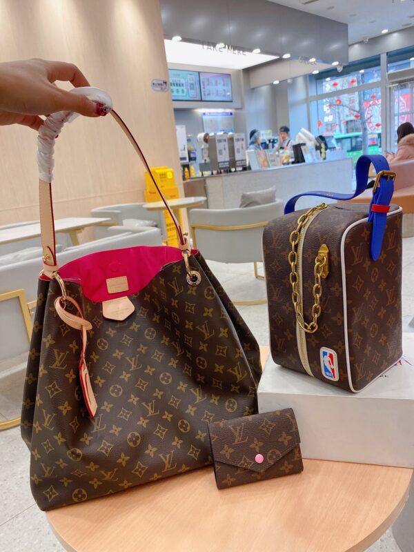 wsxc1773640020301_1 Louis Vuitton 3pcs Set